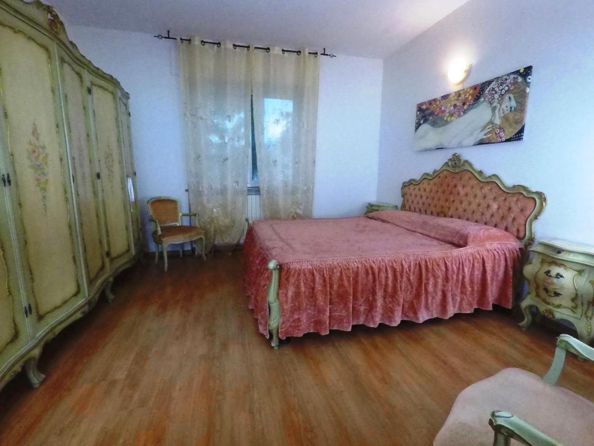 Villa Ornella Mandello del Lario Esterno foto